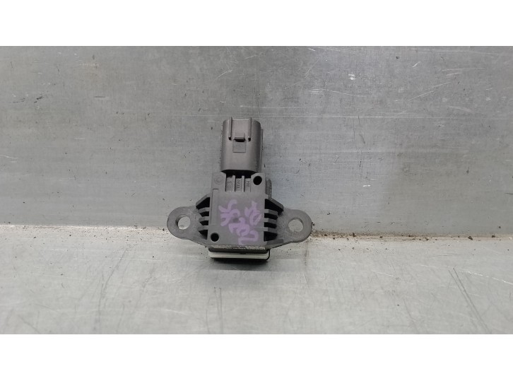 Recambio de sensor impacto para land rover evoque 2.2 sd4 cat referencia OEM IAM BJ3214C676AA BJ3214C676AA 