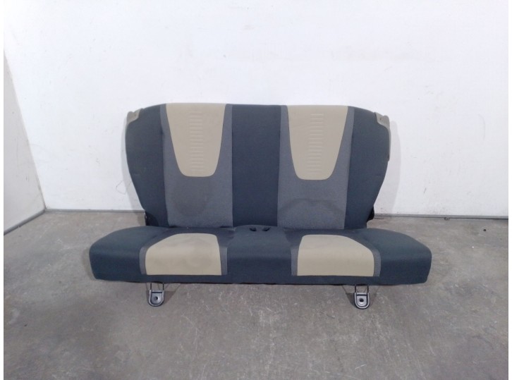 Recambio de asientos traseros para ford ka (ccu) 1.3 tdci cat referencia OEM IAM 1559976 1559976 