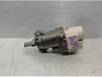 Recambio de interruptor para land rover evoque 2.2 sd4 cat referencia OEM IAM BJ3213480AA BJ3213480AA 