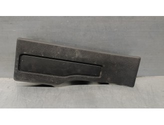 Recambio de embellecedor para land rover evoque 2.2 sd4 cat referencia OEM IAM BJ3213244AE BJ3213244AE 