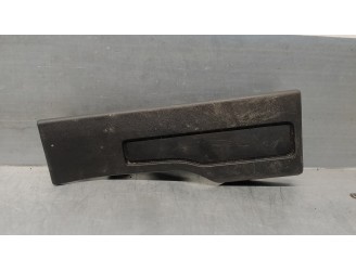 Recambio de embellecedor para land rover evoque 2.2 sd4 cat referencia OEM IAM BJ3213245AE BJ3213245AE 