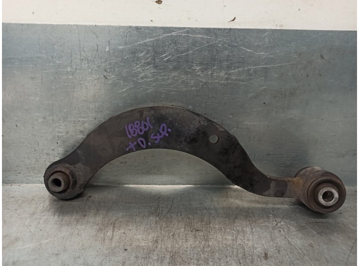 Recambio de brazo suspension superior trasero derecho para toyota auris 1.8 16v (híbrido) referencia OEM IAM 4877012010  