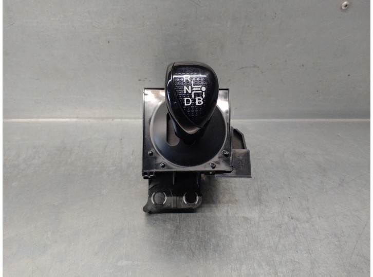 Recambio de palanca cambio para toyota auris 1.8 16v (híbrido) referencia OEM IAM 3355012J20 AUTOMATICA 