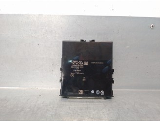 Replacement central locking control unit for Toyota Auris 1.8 16V (hybrid) OEM IAM reference 8999002380 DENSO LOCKING SYSTEM