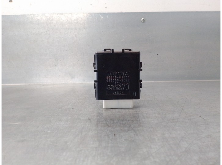 Recambio de modulo electronico para toyota auris 1.8 16v (híbrido) referencia OEM IAM 8594002060 4230002070 DENSO