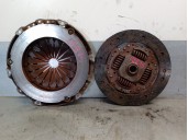 Replacement clutch kit for Citroën C3 Picasso 1.6 16V HDI OEM IAM reference 2004AV 9653909880 LUK