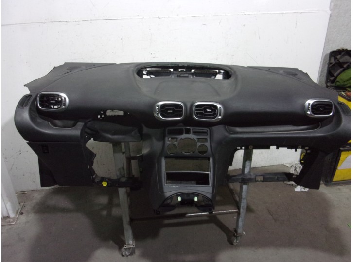 Recambio de salpicadero para citroën c3 picasso 1.6 16v hdi referencia OEM IAM 823194 NEGRO 