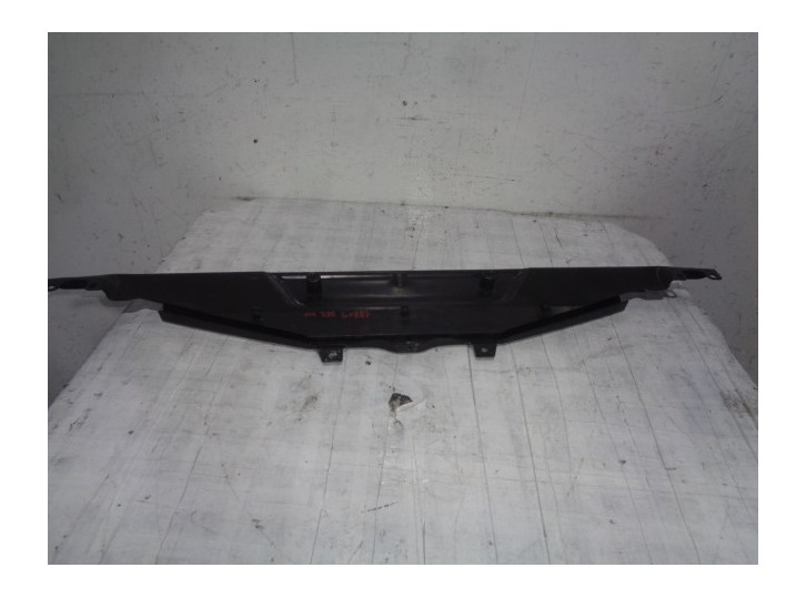 Recambio de travesaño superior para bmw serie 5 lim. (f10) 3.0 turbodiesel referencia OEM IAM 720068906 720068906 74314910