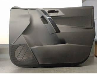 Recambio de guarnecido puerta delantera derecha para toyota auris 1.8 16v (híbrido) referencia OEM IAM 6761002V00C6 5 PUERTAS