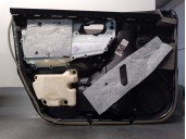 Recambio de guarnecido puerta delantera derecha para toyota auris 1.8 16v (híbrido) referencia OEM IAM 6761002V00C6 5 PUERTAS