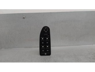 Recambio de mando elevalunas delantero izquierdo para bmw serie 5 berlina (e39) 2.0 16v diesel cat referencia OEM IAM 6131936276