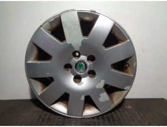 Recambio de llanta para skoda superb (3u4) 1.9 tdi referencia OEM IAM 3U0601025 R177JX17H2ET37 ALUMINIO 9P