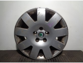 Recambio de llanta para skoda superb (3u4) 1.9 tdi referencia OEM IAM 3U0601025 R177JX17H2ET37 ALUMINIO 9P