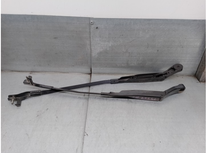 Recambio de brazo limpia delantero derecho para skoda superb (3u4) 1.9 tdi referencia OEM IAM 3B1955409C 3B1955410C 