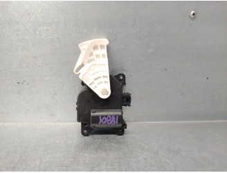 Recambio de motor calefaccion para toyota auris 1.8 16v (híbrido) referencia OEM IAM 1138002810 DE TRAMPILLA 