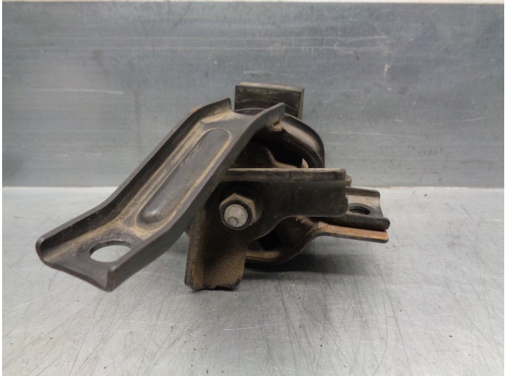 Replacement right engine mount for Hyundai i10 1.1 12V CAT OEM IAM reference 218100X100 