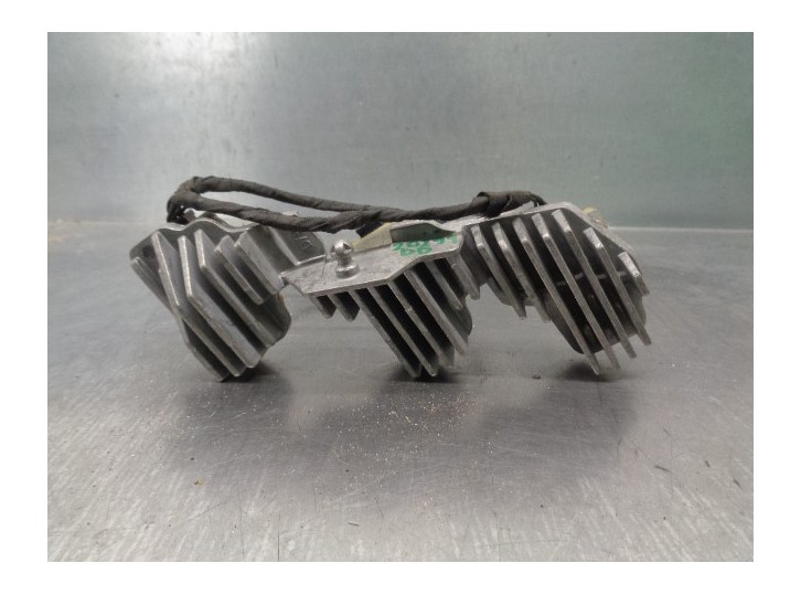 Recambio de centralita faros xenon para citroën ds3 1.2 12v e-thp referencia OEM IAM M300D21 B010837B 