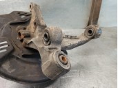 Recambio de mangueta trasera derecha para toyota avensis berlina (t 22) 1.6 16v referencia OEM IAM 4230405111 