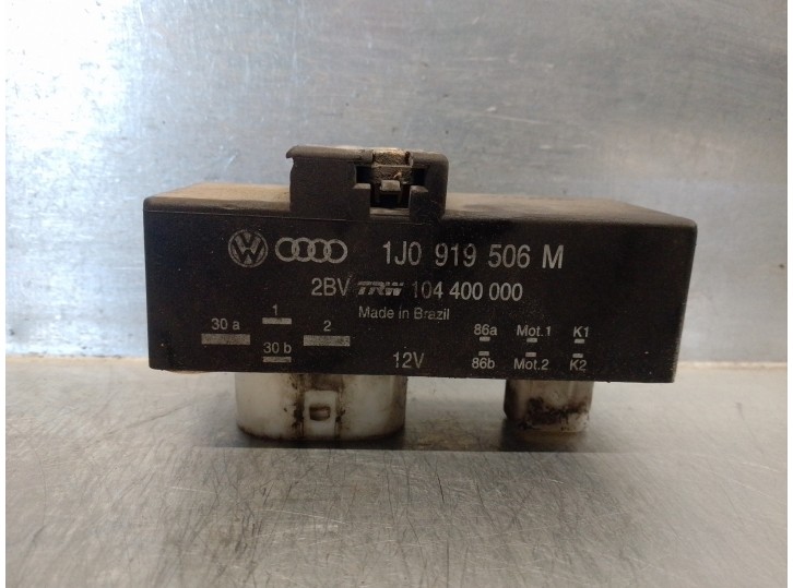 Recambio de caja precalentamiento para seat ibiza (6l1) 1.9 sdi referencia OEM IAM 1J0919506M 104400000 TRW