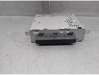 Replacement audio system / CD radio for Volvo XC90 2.5 20V turbo cat OEM IAM reference 30657550 