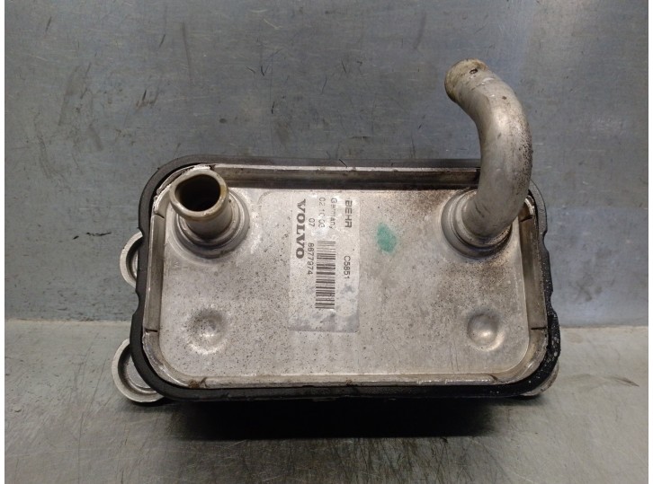 Recambio de enfriador aceite motor para volvo xc90 2.5 20v turbo cat referencia OEM IAM 8677974 C5851 BEHR