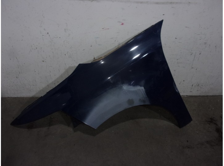 Recambio de aleta delantera izquierda para citroën c4 picasso referencia OEM IAM 9816714480 AZUL 