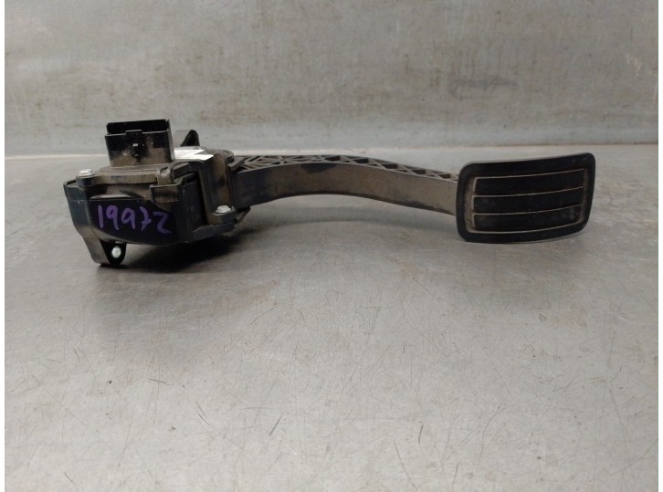 Recambio de potenciometro pedal para citroën c4 picasso referencia OEM IAM 9674829780  