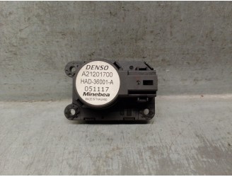 Recambio de motor apertura trampillas climatizador para citroën c4 picasso referencia OEM IAM A21201700 DENSO