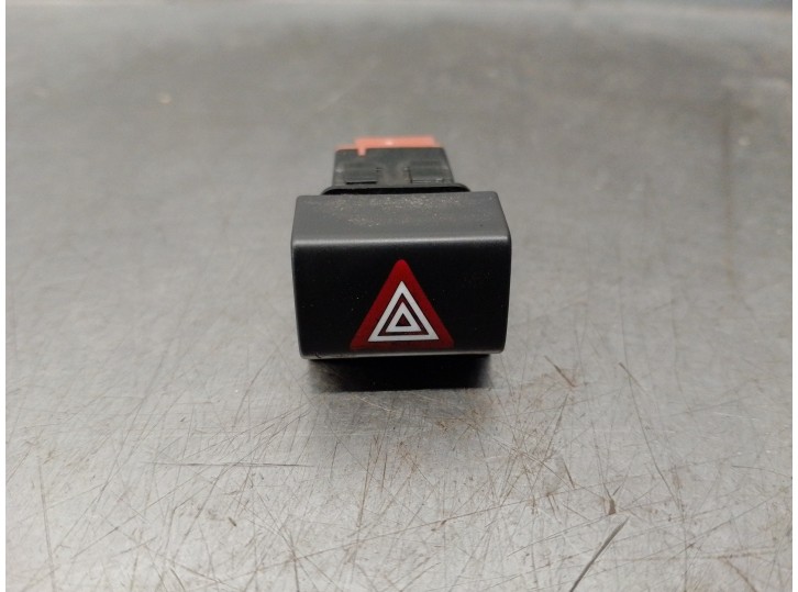Replacement hazard warning switch for citroën c4 picasso OEM IAM reference 96781018ZD 