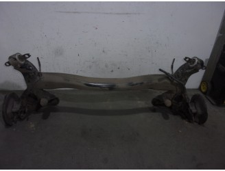 Recambio de puente trasero para citroën c4 picasso referencia OEM IAM 9827421280 PARA DISCOS 5 AGUJEROS BURRA 7