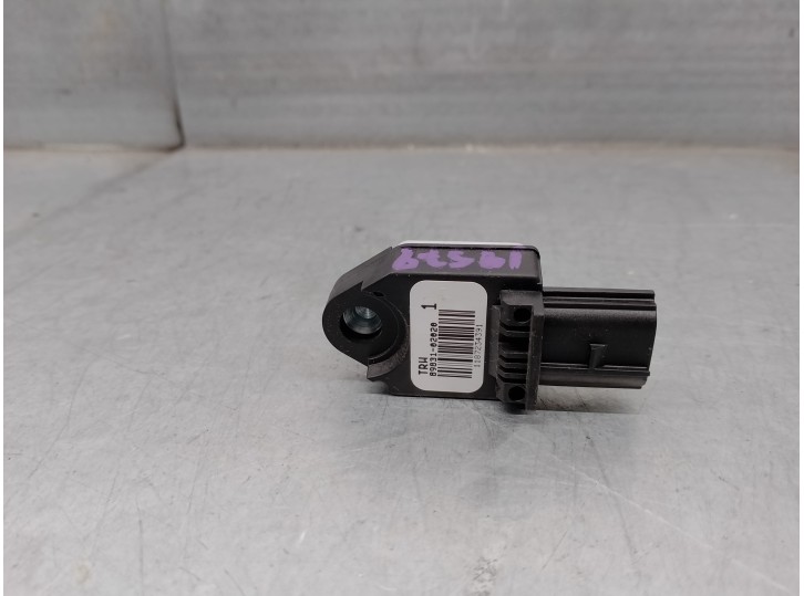Recambio de sensor impacto para lexus is 200 (ds2/is2) d-cat referencia OEM IAM 8983102020 