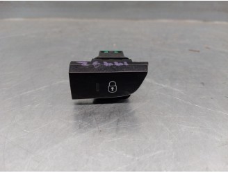 Replacement switch for Citroën C4 Picasso OEM IAM reference 9678101077 