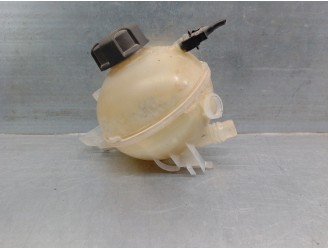 Expansion tank replacement part for Citroën C4 Picasso OEM IAM reference 9678514680 