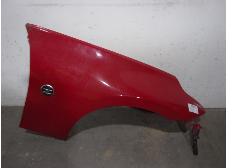 Recambio de aleta delantera derecha para nissan 370 z (z34) 3.7 v6 cat referencia OEM IAM F31001EKMA ROJA 