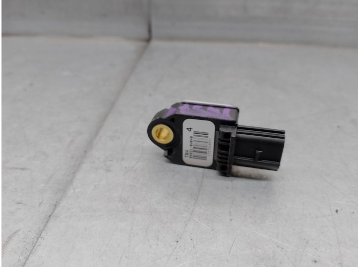 Recambio de sensor impacto para lexus is 200 (ds2/is2) d-cat referencia OEM IAM 898310W040 TRW