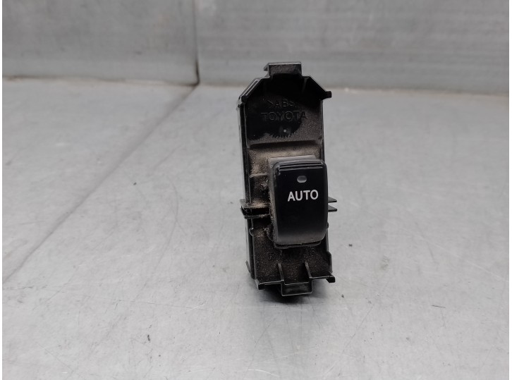 Recambio de mando elevalunas trasero derecho para lexus is 200 (ds2/is2) d-cat referencia OEM IAM 8403053020 