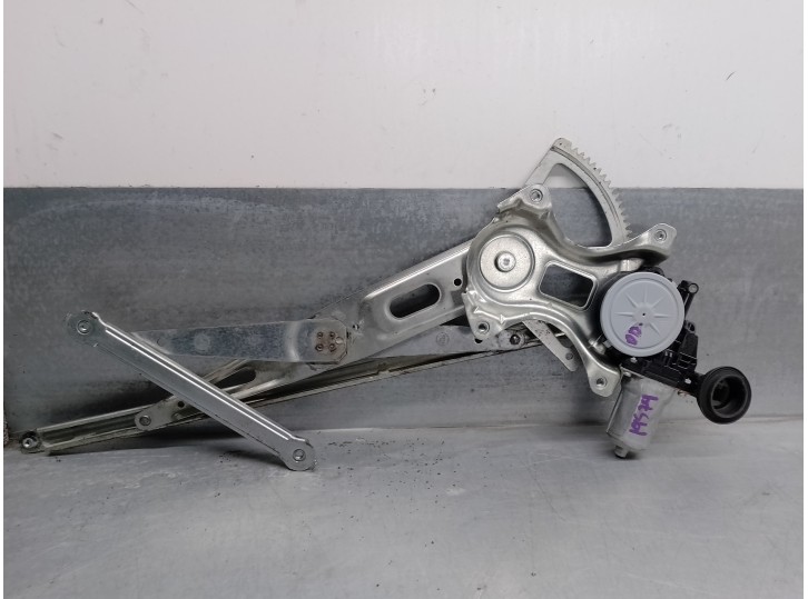 Recambio de elevalunas delantero derecho para lexus is 200 (ds2/is2) d-cat referencia OEM IAM 6980130260 6 PINES 4 PUERTAS