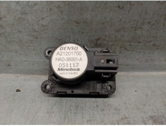Recambio de motor apertura trampillas climatizador para citroën c4 picasso referencia OEM IAM A21201700 DENSO