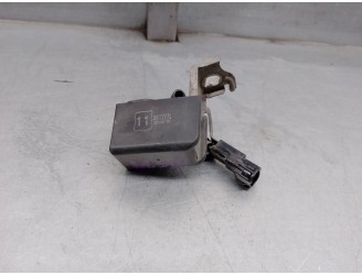 Recambio de modulo electronico para lexus is 200 (ds2/is2) d-cat referencia OEM IAM 8651653010 