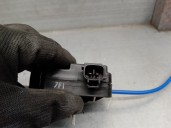 Replacement fuel tank cap motor for Lexus IS 200 (DS2/IS2) D-CAT OEM IAM reference 7703051030 