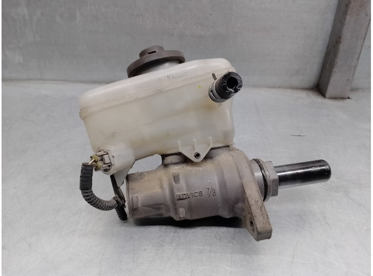 Recambio de bomba freno para lexus is 200 (ds2/is2) d-cat referencia OEM IAM 4722053080  