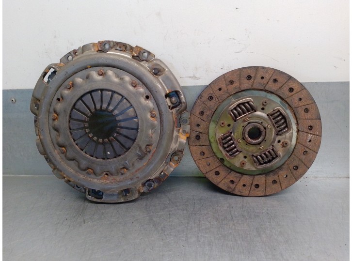 Recambio de kit embrague para nissan 370 z (z34) 3.7 v6 cat referencia OEM IAM 301006GG0A 8C21A EXEDY