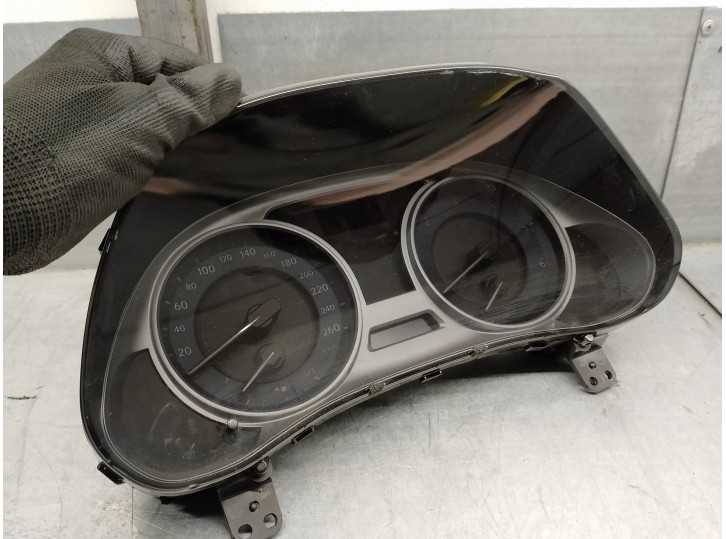 Recambio de cuadro instrumentos para lexus is 200 (ds2/is2) d-cat referencia OEM IAM 8380053671 