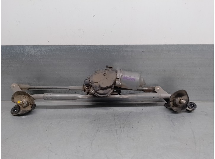 Recambio de motor limpia delantero para lexus is 200 (ds2/is2) d-cat referencia OEM IAM 8511053040  