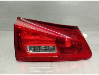 Recambio de piloto trasero izquierdo para lexus is 200 (ds2/is2) d-cat referencia OEM IAM 8159153071 DE PORTON 4 PUERTAS