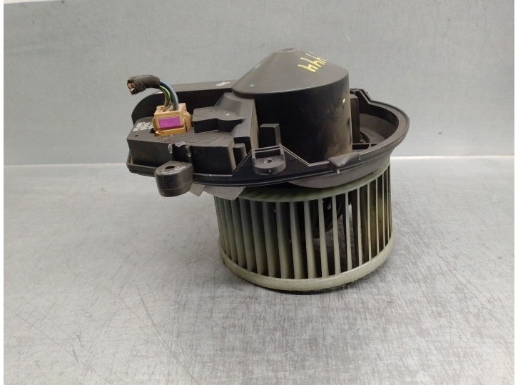 Recambio de motor calefaccion para audi a4 berlina (b5) 1.9 tdi referencia OEM IAM 740221233F  