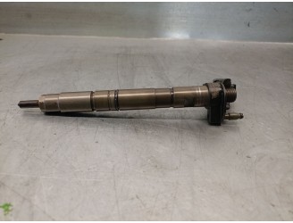 Replacement injector for Audi A3 (8P) 2.0 TDI OEM IAM reference 03L130277 0445116030 BOSCH