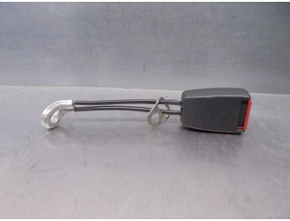 Recambio de enganche cinturon para volvo serie 440 1.7 referencia OEM IAM 463185  TRA IZQ.