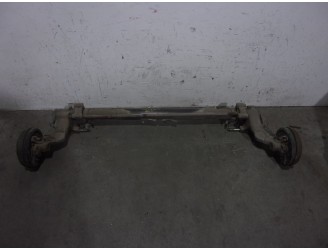 Recambio de puente trasero para peugeot 306 berlina 3/4/5 puertas (s2) graffic referencia OEM IAM 514887 TAMBOR 4 AGUJEROS BURRA