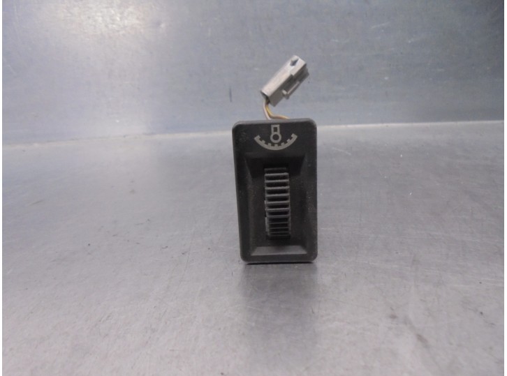 Recambio de mando luces salpicadero para volvo serie 440 1.7 referencia OEM IAM 574601 